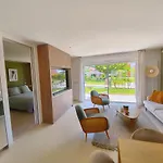 Le Domaine Des Diamants Blancs Bed & Breakfast 4*