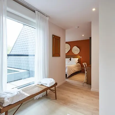 Le Domaine Des Diamants Blancs Bed & Breakfast 4*