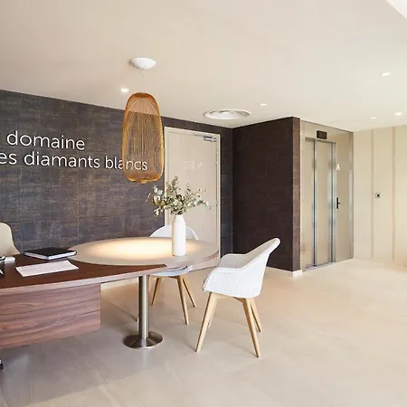 Le Domaine Des Diamants Blancs 4*