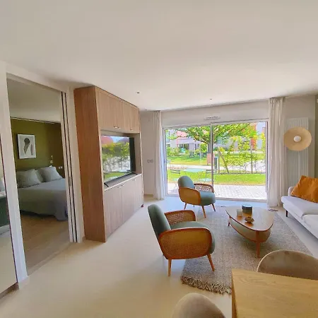 Le Domaine Des Diamants Blancs Alojamento de Acomodação e Pequeno-almoço 4*