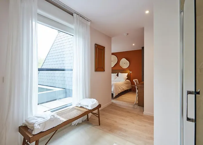 Le Domaine Des Diamants Blancs Bed & Breakfast 4*