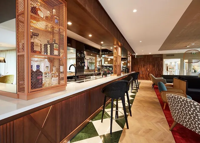 Le Domaine Des Diamants Blancs Bed & Breakfast