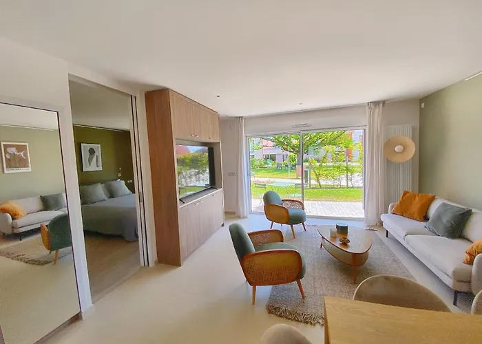 Le Domaine Des Diamants Blancs Bed & Breakfast 4*