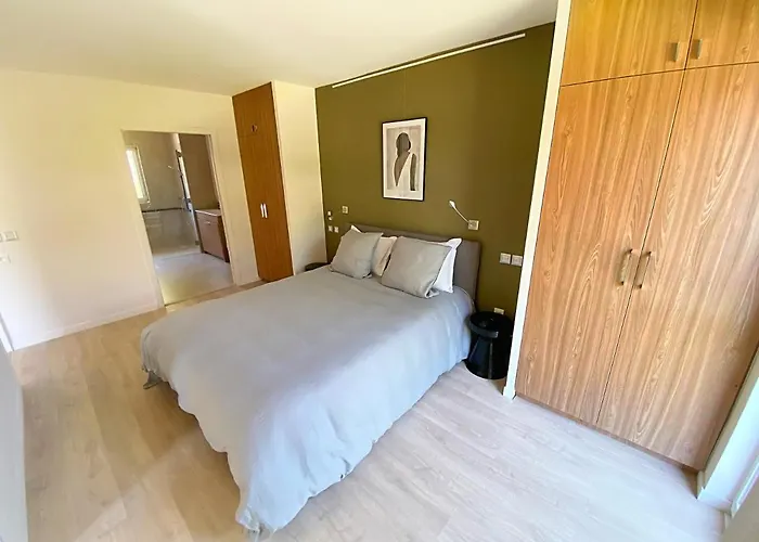 Le Domaine Des Diamants Blancs Bed & Breakfast 4*