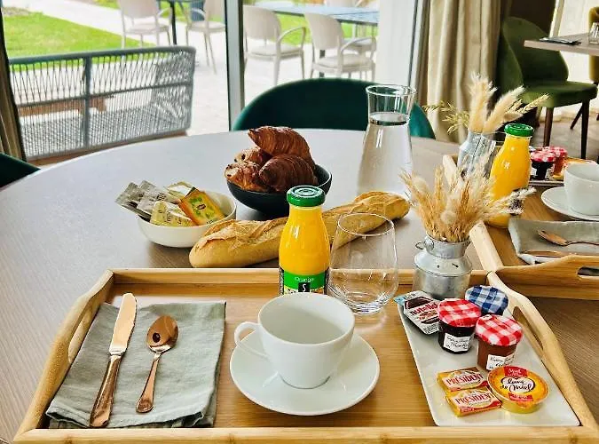 Le Domaine Des Diamants Blancs Bed & Breakfast